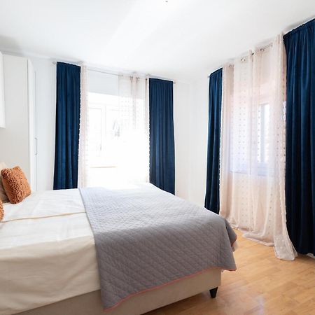 Guesthouse Rebecca Makarska Esterno foto