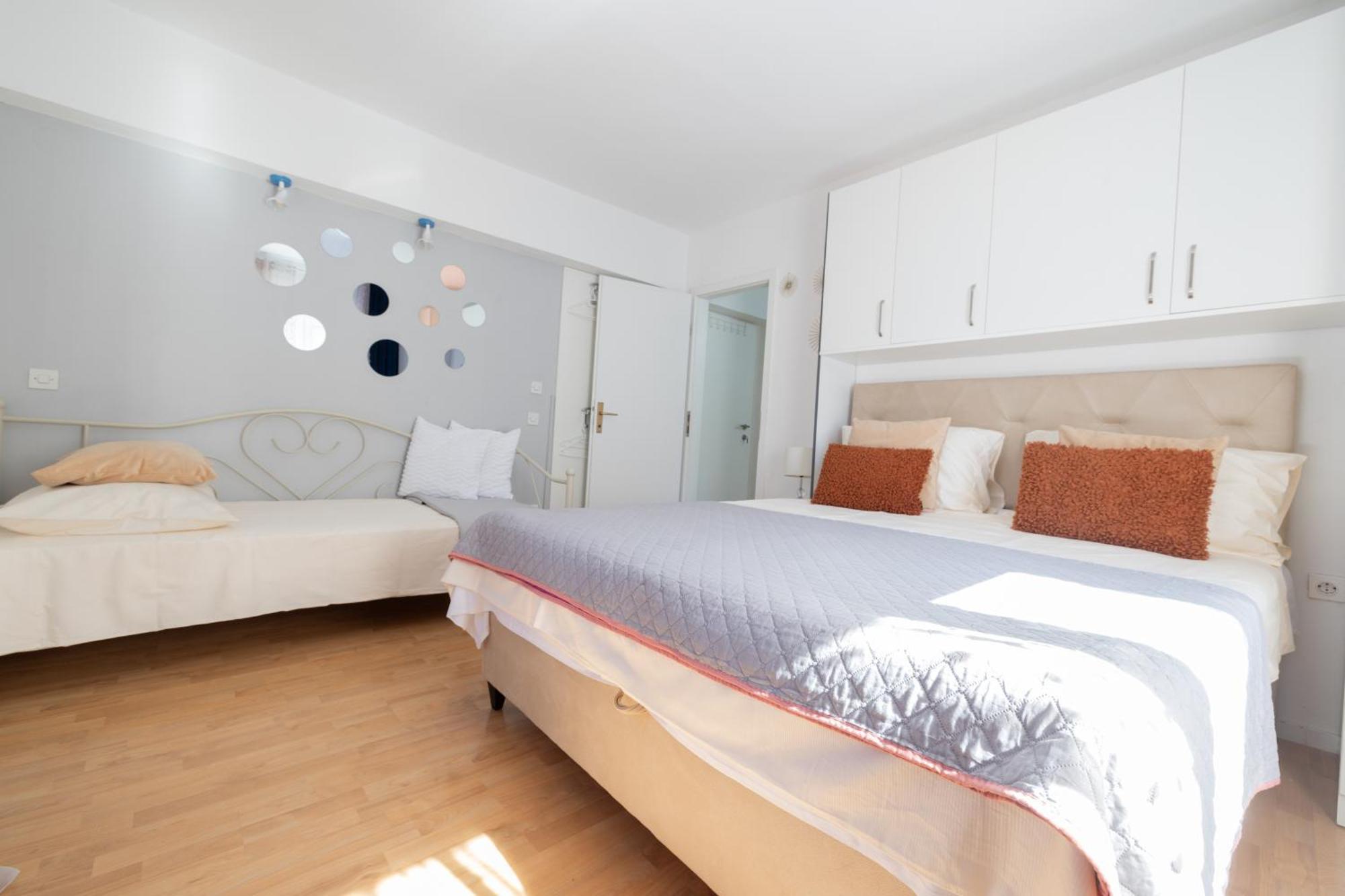 Guesthouse Rebecca Makarska Esterno foto