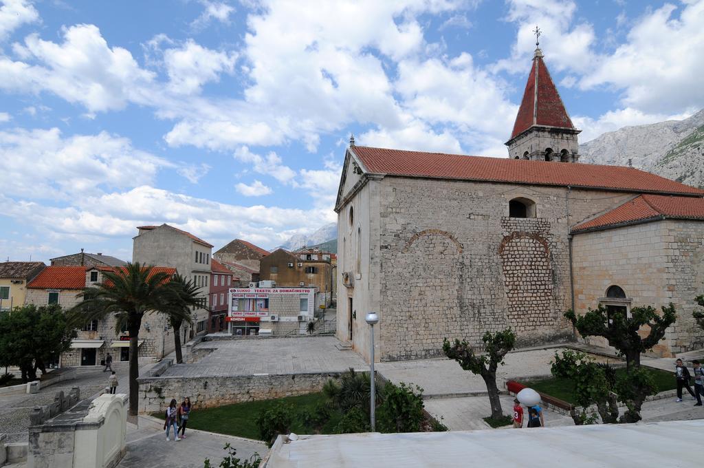 Guesthouse Rebecca Makarska Esterno foto